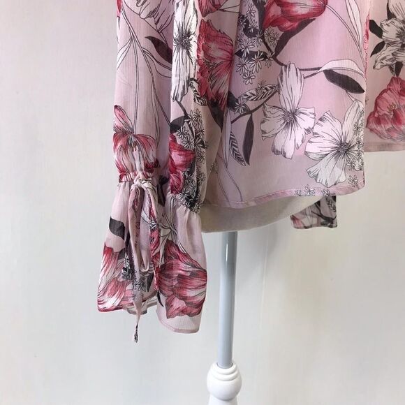 Cupcakes & Cashmere Terra Floral Blouse Size S - Picture 5 of 9